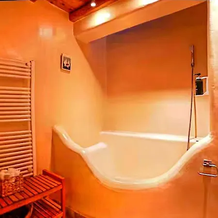 Villa Luxury With Pool And Sunset View!